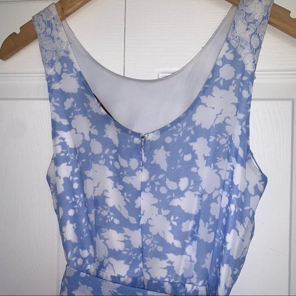 Disney Dress Size Small Blue White Floral Alice in Wonderland‎  Floral Lace - Picture 13 of 15